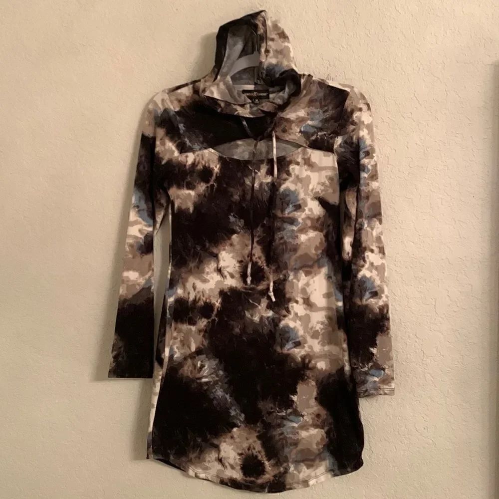 Almost Famous Mini Dress With Hood Cut Out Long Sleeve Size M